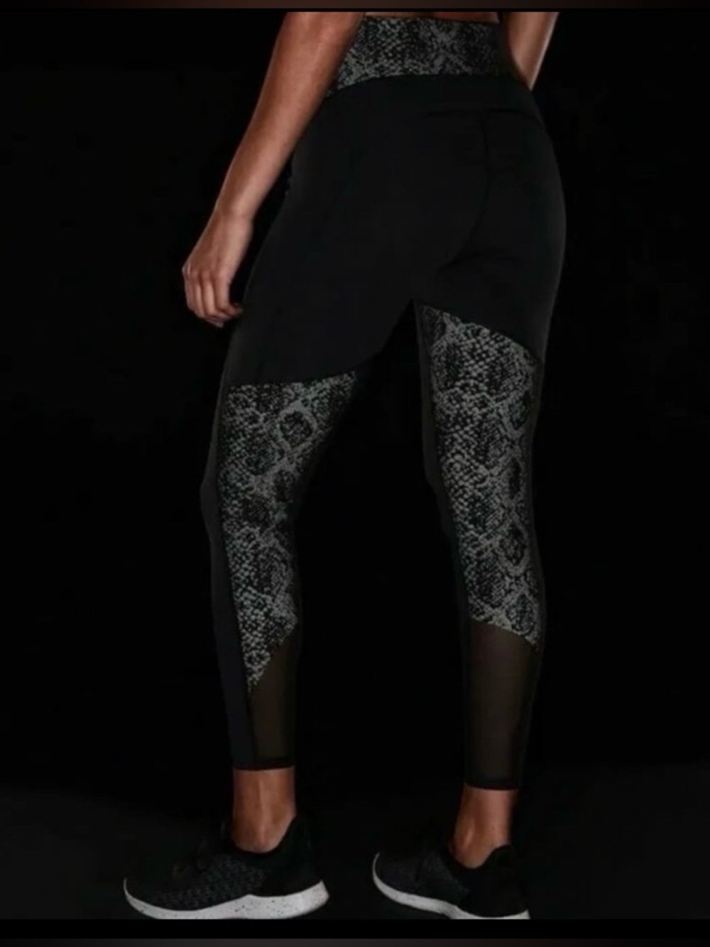 Athleta Stay Fly Reflective 7/8 Black High-Waist Tight Size XS